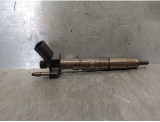 Replacement injector for BMW X3 (E83) 2.0 Turbodiesel CAT OEM IAM reference 779787705 0445116001 BOSCH