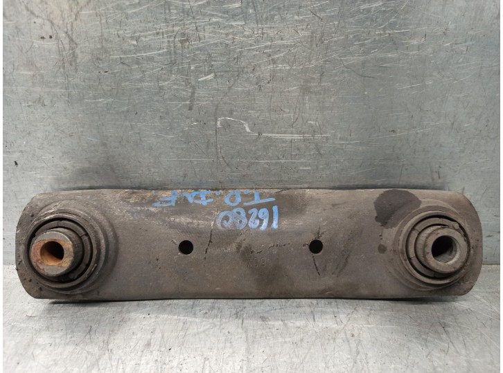 Recambio de brazo suspension inferior trasero derecho para opel insignia sports tourer cosmo referencia OEM IAM 423046  