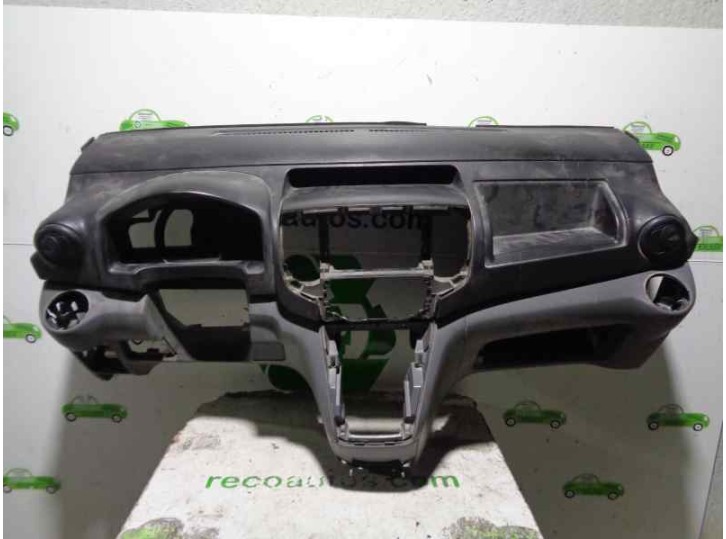 Recambio de salpicadero para nissan nv 200 (m20) 1.5 dci cat referencia OEM IAM 681003LG5A NEGRO Y GRIS 