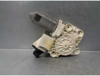 Replacement rear left window regulator motor for Opel Vectra C saloon 2.2 16V DTi CAT (Y 22 DTR / L50) OEM IAM reference 24