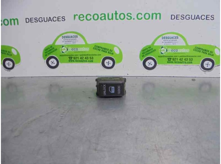 Recambio de mando elevalunas delantero derecho para nissan nv 200 (m20) 1.5 dci cat referencia OEM IAM 2623310 