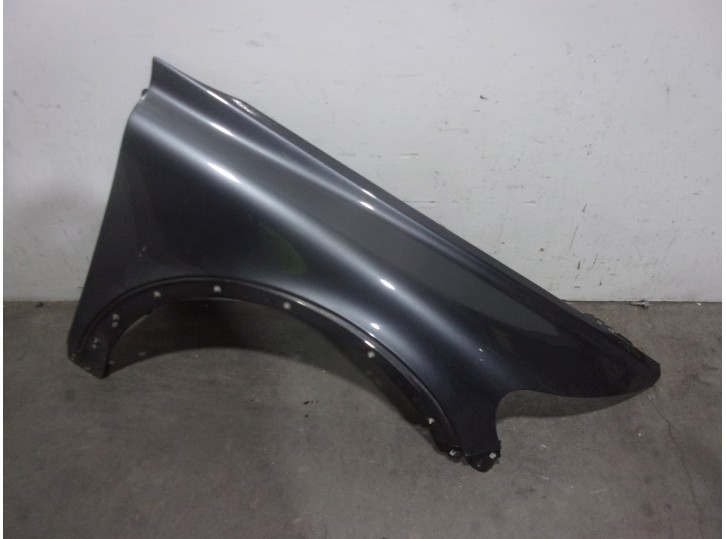 Recambio de aleta delantera derecha para volvo c30 1.6 diesel cat referencia OEM IAM 31253949 GRIS OSCURO 
