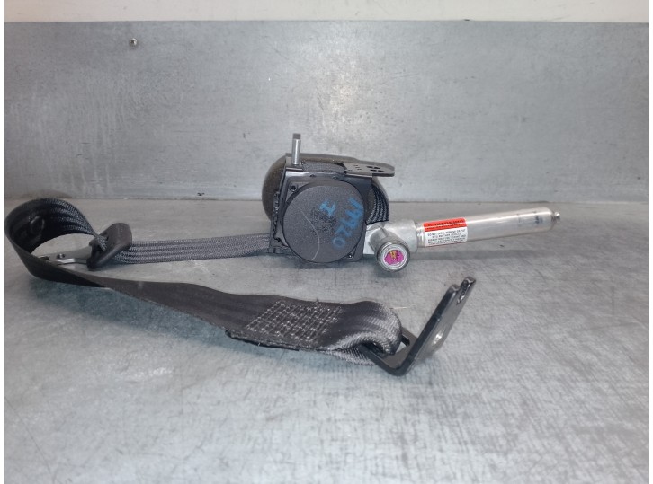 Recambio de cinturon seguridad trasero izquierdo para volvo c30 1.6 diesel cat referencia OEM IAM 30642226  