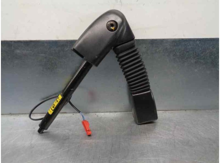 Replacement left airbag pretensioner for MG 200 Series (RF) 2.0 turbodiesel OEM IAM reference EVB102990 5 DOORS