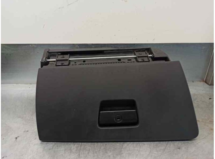 Recambio de guantera para bmw serie 3 berlina (e90) 2.0 16v referencia OEM IAM 51167075479 