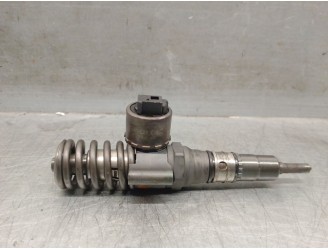 Recambio de inyector para mitsubishi grandis (na0w) 2.0 di-d cat referencia OEM IAM 03G130073G  0414720404 BOSCH