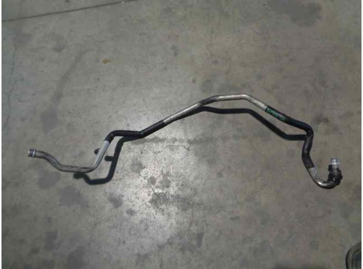 Replacement air conditioning pipes for Volkswagen Passat Saloon (3B2) 1.9 TDI OEM IAM reference 8D1260740M 