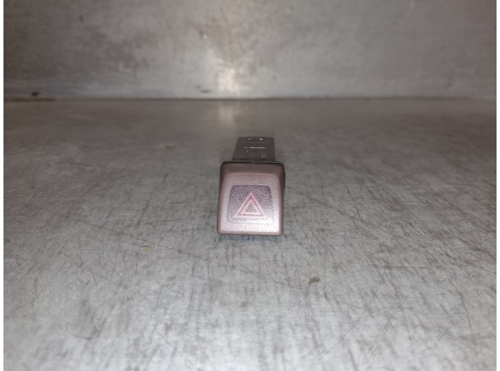 Recambio de warning para volvo c30 1.6 diesel cat referencia OEM IAM 30739296 06W443 