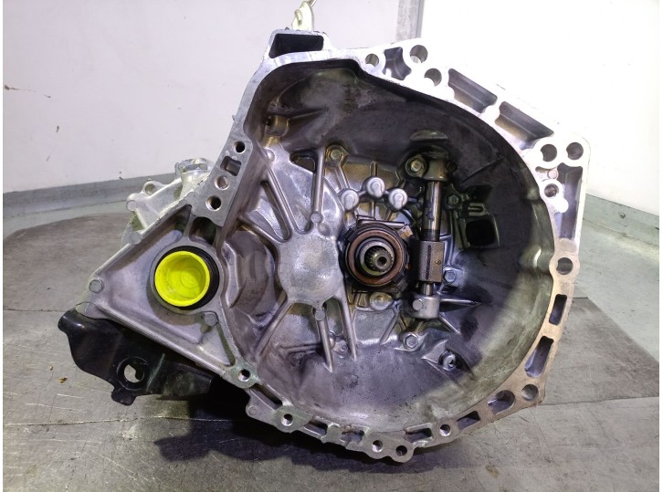 Recambio de caja cambios para peugeot 108 1.0 vti 72 referencia OEM IAM 20TT57 1611551780 74261841