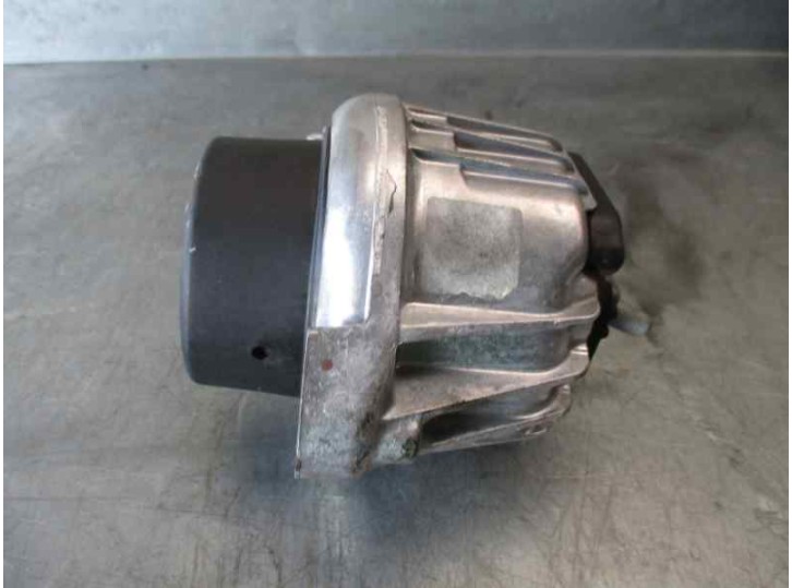 Recambio de soporte motor para bmw serie 3 berlina (e90) 2.0 16v referencia OEM IAM 13981112  