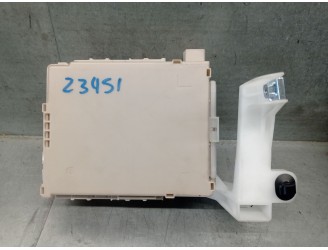 Recambio de caja reles / fusibles para peugeot 108 1.0 vti 72 referencia OEM IAM 827300H030A 0K091565