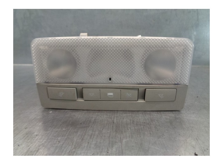 Recambio de luz interior para opel insignia sports tourer cosmo referencia OEM IAM 13285100 