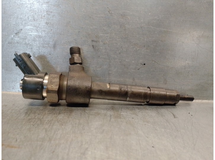 Recambio de inyector para lancia lybra berlina 1.9 turbodiesel cat referencia OEM IAM 0445110068 0445110068 BOSCH