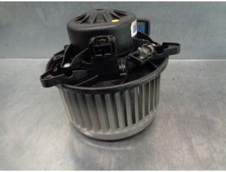 Recambio de motor calefaccion para opel insignia sports tourer cosmo referencia OEM IAM 13263279  