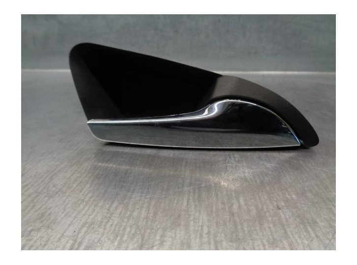 Recambio de maneta interior trasera derecha para opel insignia sports tourer cosmo referencia OEM IAM 1622017 