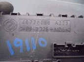 Recambio de caja reles / fusibles para lancia lybra berlina 1.9 turbodiesel cat referencia OEM IAM 46776086  