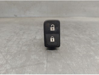 Recambio de mando para volvo c30 1.6 diesel cat referencia OEM IAM 30773333 