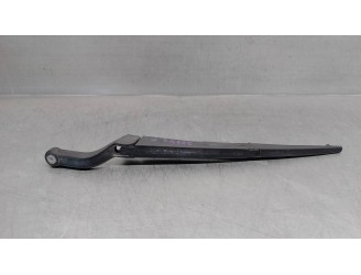 Recambio de brazo limpia trasero para toyota land cruiser (j15) 3.0 turbodiesel cat referencia OEM IAM 8524160150 