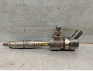 Recambio de inyector para opel zafira / zafira family b (a05) 1.9 cdti (m75) referencia OEM IAM 0445110276 0445110276 BOSCH