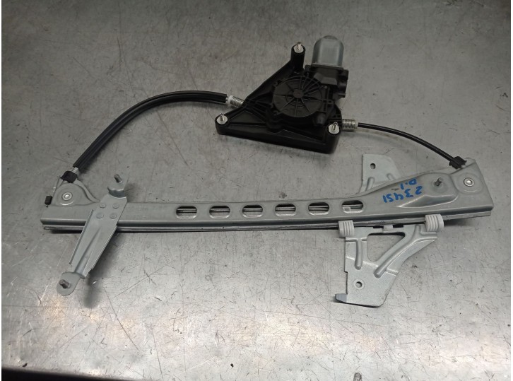 Recambio de elevalunas delantero izquierdo para peugeot 108 1.0 vti 72 referencia OEM IAM 698200H031 B000848480 