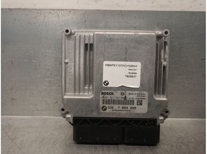 Recambio de centralita motor uce para bmw x3 (e83) 2.0 sd referencia OEM IAM 7809999 0281013924 BOSCH