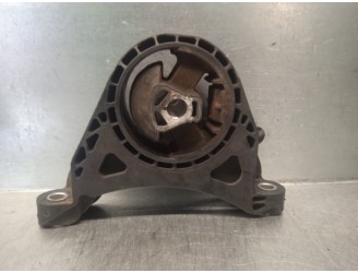 Recambio de soporte motor delantero para opel insignia sports tourer cosmo referencia OEM IAM 13227769 