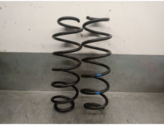 Recambio de muelle amortiguacion para toyota yaris (_p21_, _pa1_, _ph1_) 1.5 hybrid (mxph10) referencia OEM IAM 48231K0090 48231