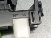 Recambio de mando elevalunas delantero derecho para peugeot 108 1.0 vti 72 referencia OEM IAM 8292V0D B000954680 