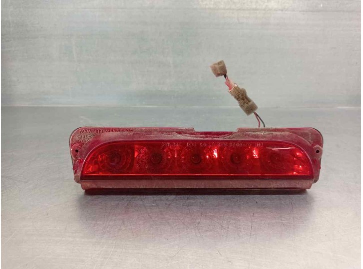 Recambio de luz central de freno para chevrolet nubira wagon 1.8 cat referencia OEM IAM 94515115  