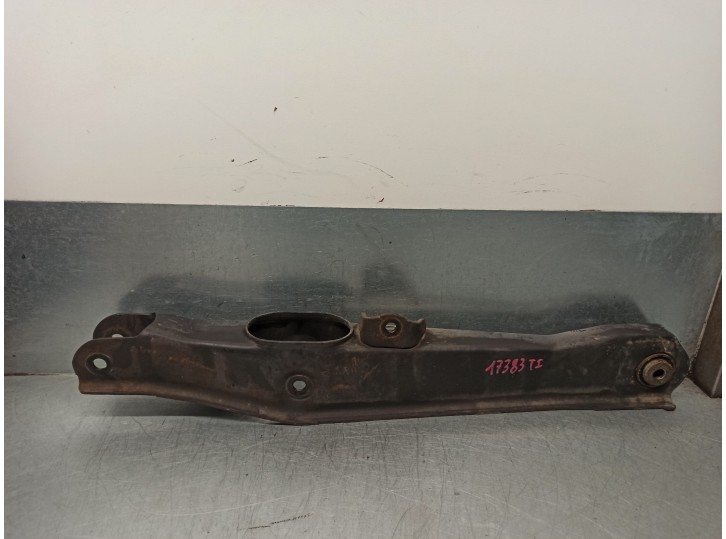 Recambio de brazo suspension inferior trasero izquierdo para dodge avenger se referencia OEM IAM 5085418AC  