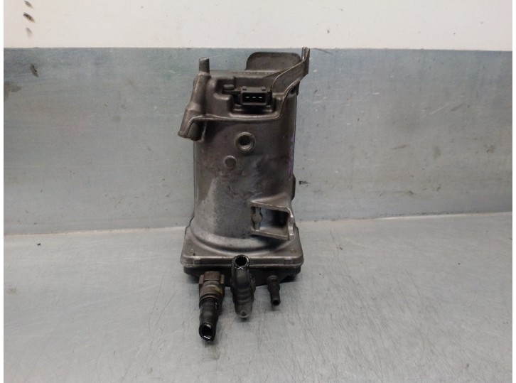 Replacement diesel filter bracket for Peugeot 607 (S2) 2.7 HDi FAP cat (UHZ / DT17TED4) OEM IAM reference 6650473120 