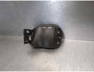 Recambio de mando volante para renault fluence dynamique referencia OEM IAM 255523796R 