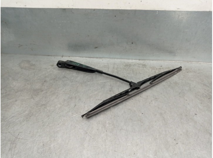 Recambio de brazo limpia trasero para peugeot 106 (s2) 1.1 referencia OEM IAM 9620967780 