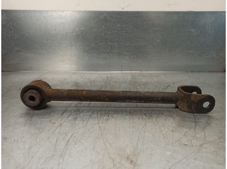 Recambio de brazo suspension superior trasero izquierdo para dodge avenger se referencia OEM IAM 5085419AA 