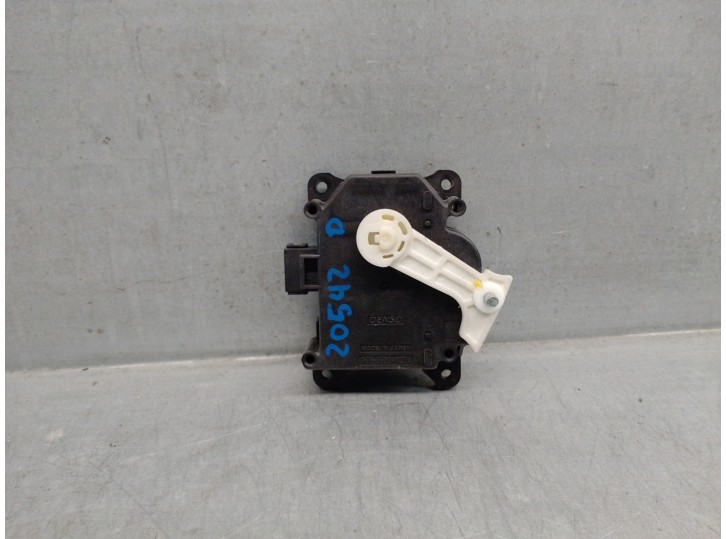 Recambio de motor calefaccion para toyota land cruiser (j15) 3.0 turbodiesel cat referencia OEM IAM 0638000172  