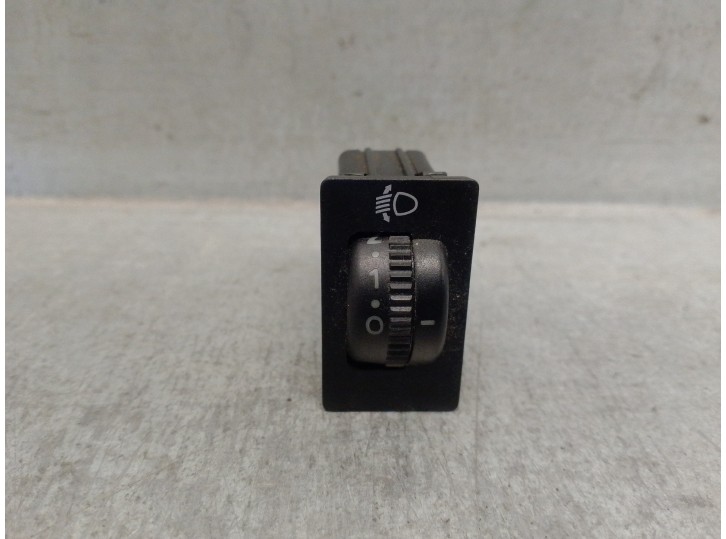 Recambio de interruptor para toyota avensis berlina (t 22) 2.0 turbodiesel cat referencia OEM IAM 8415205040 TRW