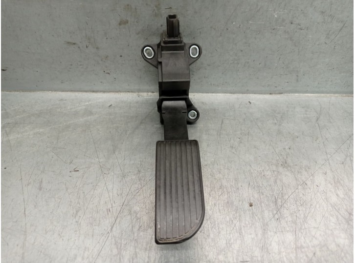 Recambio de potenciometro pedal para peugeot 108 1.0 vti 72 referencia OEM IAM 781100H050  