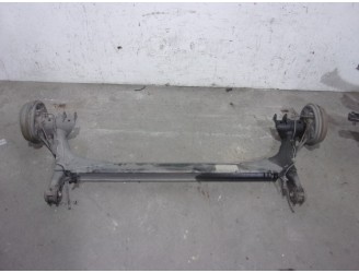 Recambio de puente trasero para volkswagen polo berlina (6n1) 1.6 referencia OEM IAM 6N0500047F TAMBOR 4 AGUJEROS BURRA 7