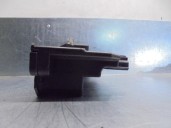 Replacement relay / fuse box for BMW 5 Series sedan (E60) 3.0 turbodiesel cat OEM IAM reference 61146932452 