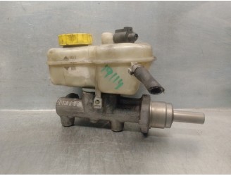 Replacement brake master cylinder for SEAT Ibiza (6L1) 1.9 TDi OEM IAM reference X5617 20FTE FTE