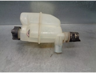 Recambio de deposito expansion para smart coupe referencia OEM IAM A4515000149  
