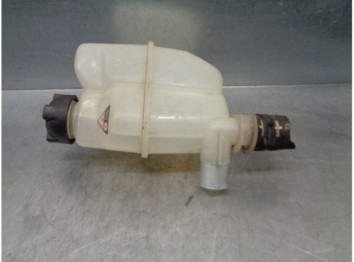 Recambio de deposito expansion para smart coupe referencia OEM IAM A4515000149 