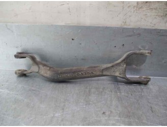 Recambio de brazo suspension inferior trasero izquierdo para volvo xc90 2.5 20v turbo cat referencia OEM IAM 8630782 5D04 1100
