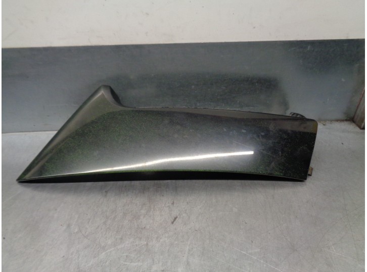 Recambio de molduras traseras para smart coupe referencia OEM IAM A4516901125  