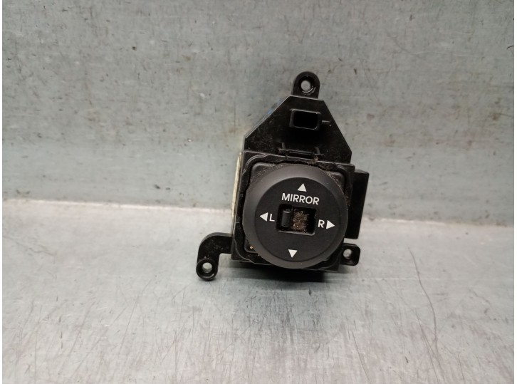 Recambio de mando retrovisor para hyundai i30 1.6 crdi cat referencia OEM IAM 935402L100 935402L100 