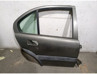 Recambio de puerta trasera derecha para rover streetwise hatchback 1.4 referencia OEM IAM 5526486  