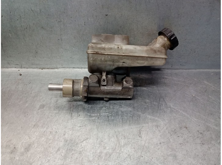 Replacement brake pump for Ford Transit box/chassis (fm_ _, fn_ _) 2.4 TDCi OEM IAM reference YC152K478BB 4525696 