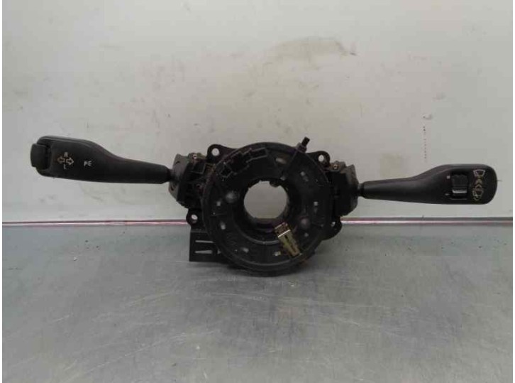 Recambio de mando luces para bmw serie 3 berlina (e46) 2.0 16v diesel cat referencia OEM IAM 61318376444 