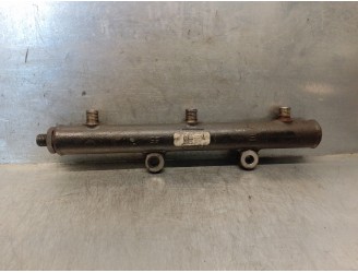 Recambio de rampa inyectora para peugeot 607 (s2) 2.7 hdi fap cat (uhz / dt17ted4) referencia OEM IAM 4R8Q9D280BC 5WS40130 SIEME