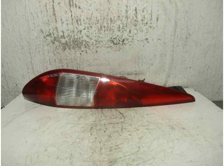 Replacement rear left tail light for ford mondeo estate (ge) 2.0 tdci cat OEM IAM reference 1S7113405C 5 DOORS